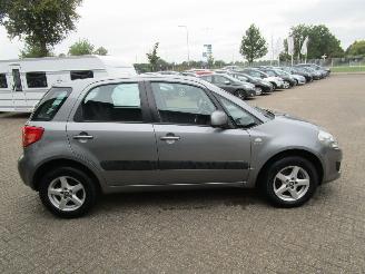Suzuki SX4 1.9D Exclusive picture 25