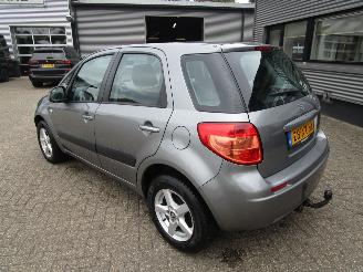 Suzuki SX4 1.9D Exclusive picture 2