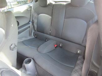 Mini Cooper 1.5 Business picture 19