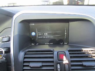 Volvo Xc-60 2.0 D4 FWD SUMMUM picture 17
