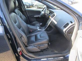 Volvo Xc-60 2.0 D4 FWD SUMMUM picture 10
