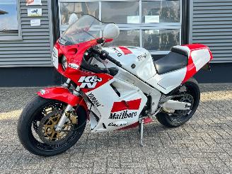 Schade motor Yamaha FZR 1000  1987/3