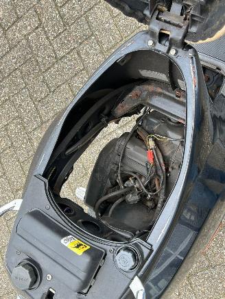 Vespa  LX 50 2T picture 14