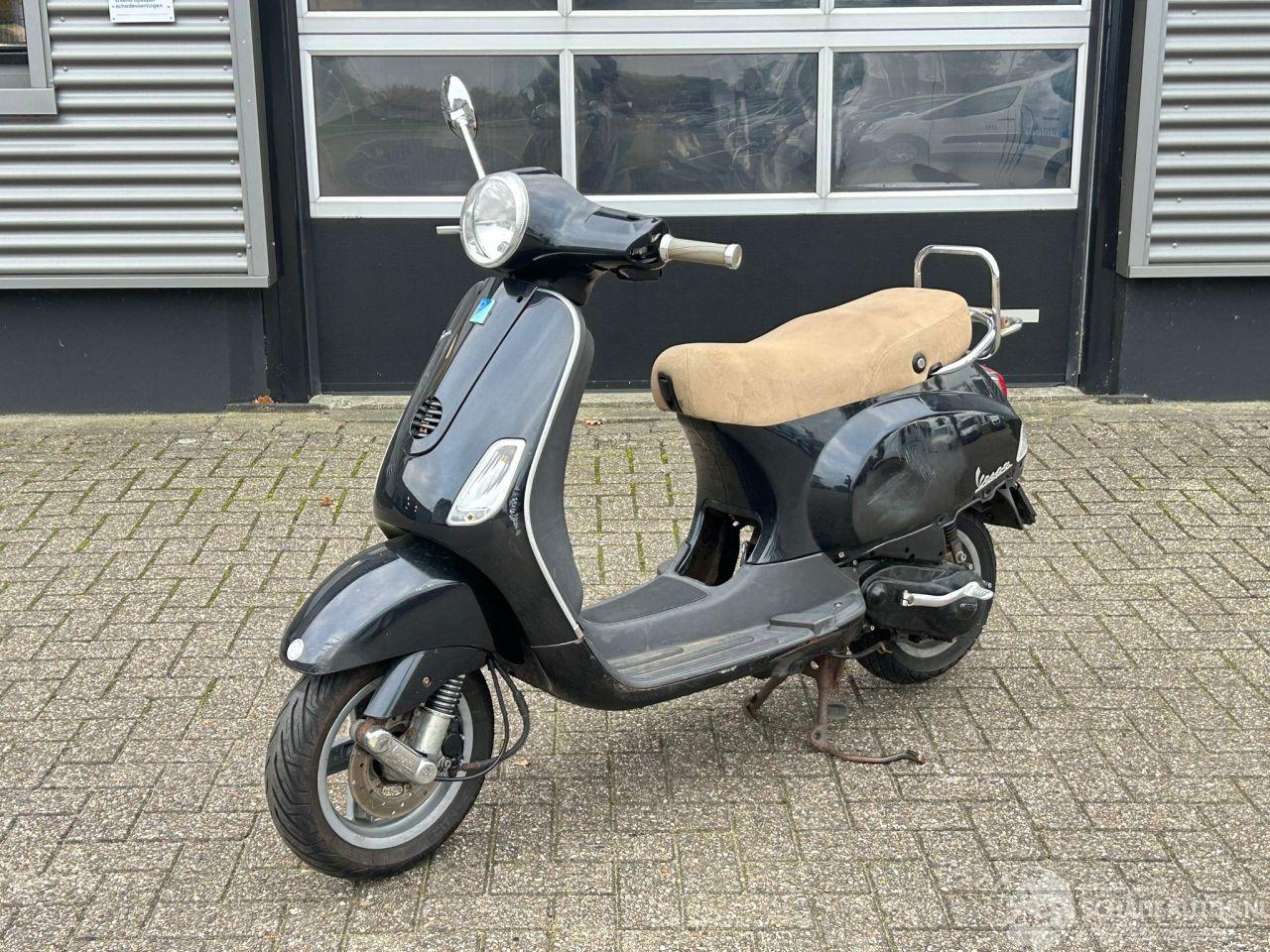 Vespa  LX 50 2T