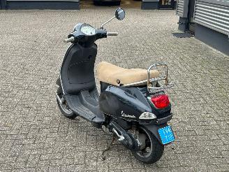 Vespa  LX 50 2T picture 3