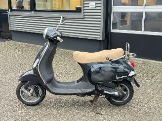 Vespa  LX 50 2T picture 2