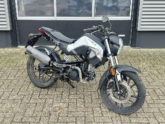 Schade scooter Kymco  K-Pipe 2016/10