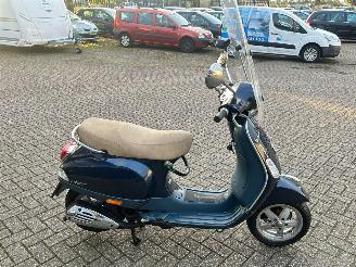Vespa  LX 50 4T picture 6