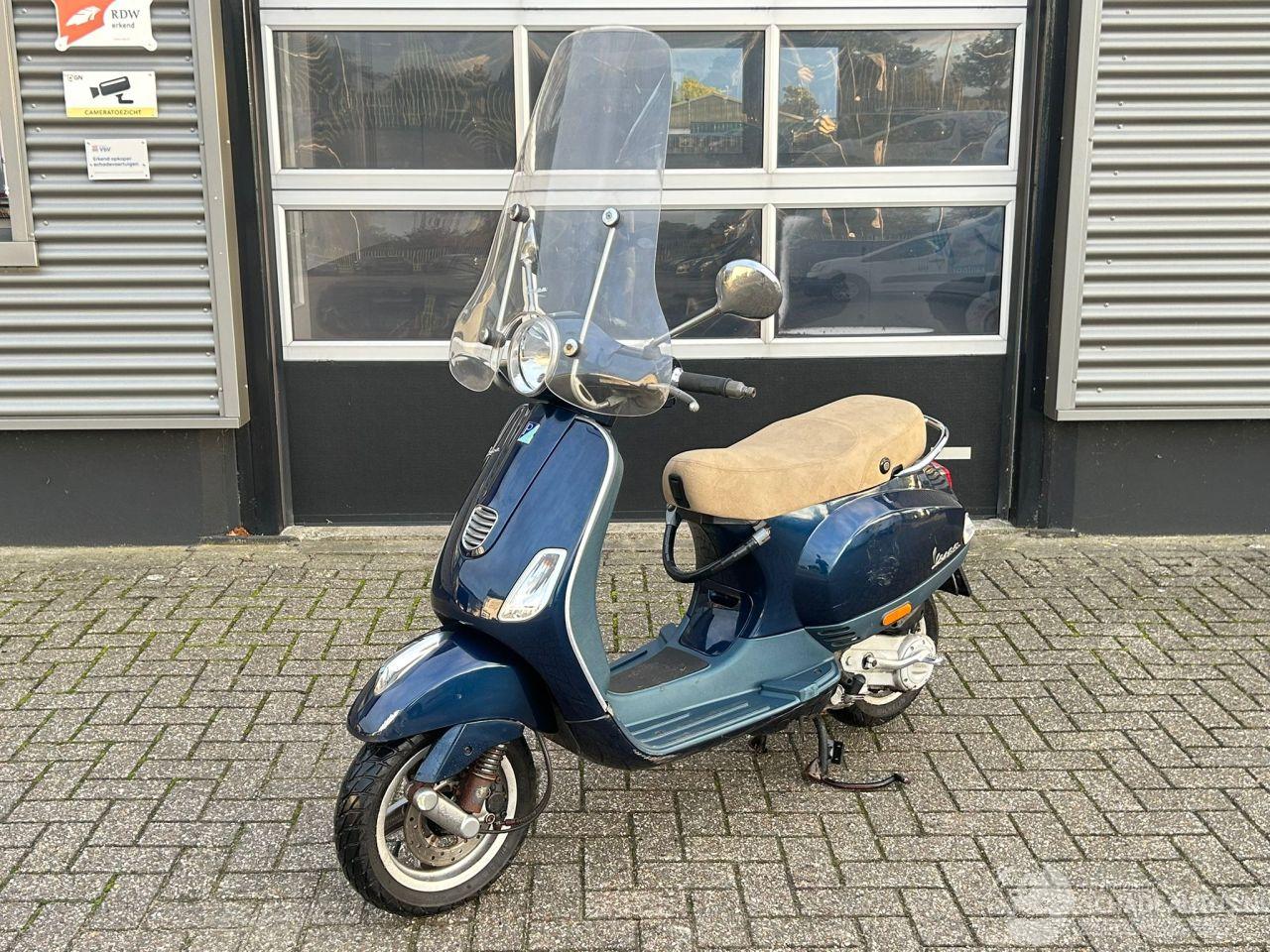 Vespa  LX 50 4T