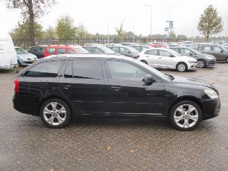 Skoda Octavia Combi 1.4 TSI Elegance automaat picture 6