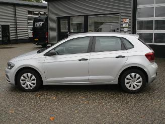 Volkswagen Polo 1.0 MPI Trendline 5drs picture 2