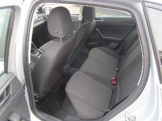 Volkswagen Polo 1.0 MPI Trendline 5drs picture 19