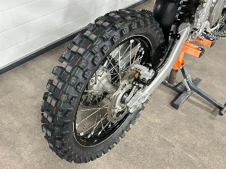 Suzuki RMZ 450  picture 7