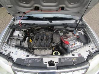 Dacia Duster 1.6-16V Laureate 2wd 1e eigenaar picture 23