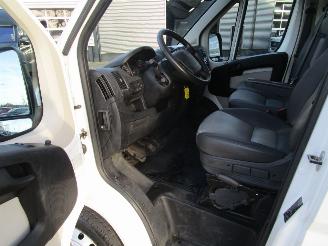 Peugeot Boxer 335 2.2 HDI L2H2 XR picture 9