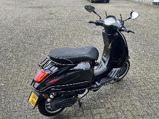 Vespa  Sprint 50 4T picture 5