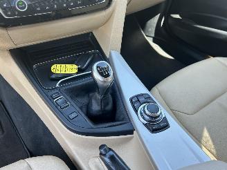 BMW 3-serie 316D Touring Executive picture 19