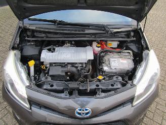Toyota Yaris 1.5 Full Hybrid Aspiration 5drs picture 30