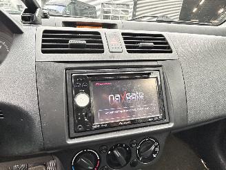 Suzuki Swift 1.3 Shogun picture 13