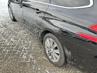 Peugeot 308 SW 1.2 PureTech Blue Lease Premium picture 31