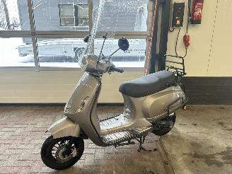 uszkodzony skutery La Souris  Sourini 2022/5