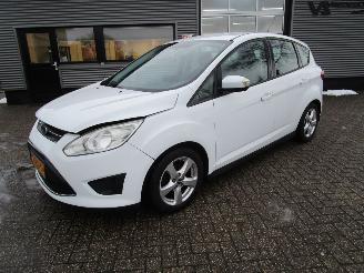 uszkodzony samochody osobowe Ford C-Max 1.0 Lease Titanium 2013/11