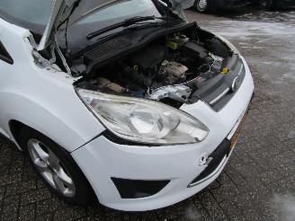 Ford C-Max 1.0 Lease Titanium picture 18