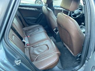 Audi A4 Avant 2.0 TDI Ultra Advance Sport picture 12