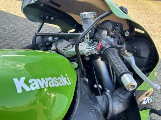 Kawasaki Ninja ZX - 9R  picture 15