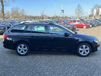 Skoda Octavia Combi 1.4 TSI Greentech Ambition Businessline picture 6