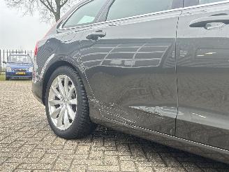 Volvo V-90 2.0 T4 Momentum Automaat picture 32