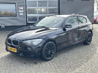 Damaged car BMW 1-serie 114i 3drs 2013/12