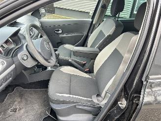 Renault Clio 1.5 dCi Authentique picture 10