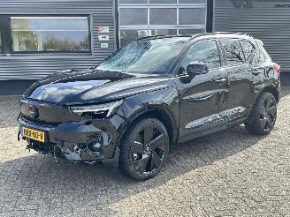 uszkodzony samochody osobowe Volvo EX40 Single Motor Extended Range Ultra Black Ed. 82kWh 2025/1