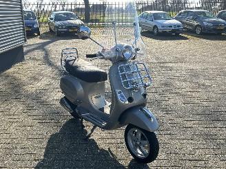 Vespa  LX50 4T picture 7