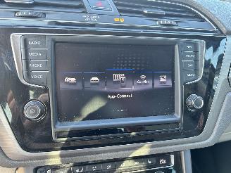 Volkswagen Touran 1.6 TDI SCR Highline Automaat 7persoons picture 27