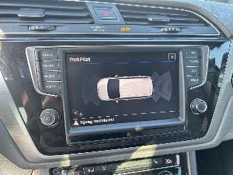 Volkswagen Touran 1.6 TDI SCR Highline Automaat 7persoons picture 26