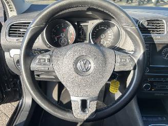 Volkswagen Golf 1.2 TSI Highline Bluemotion picture 18