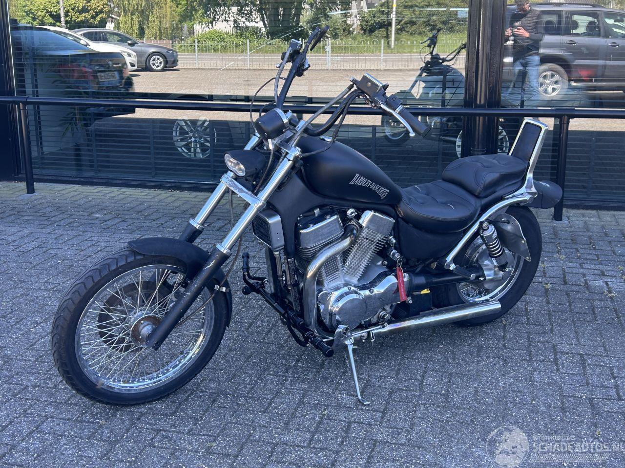 Suzuki VS 1400 Intruder