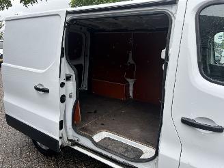 Renault Trafic 2.0 dCi 120 T29 L1H1 Comfort picture 12