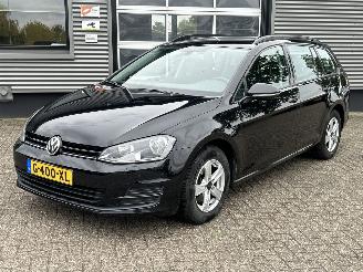 Unfallwagen Volkswagen Golf Variant 1.2 TSI Connected Series 2016/2