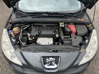 Peugeot 308 1.6 VTi XS picture 24