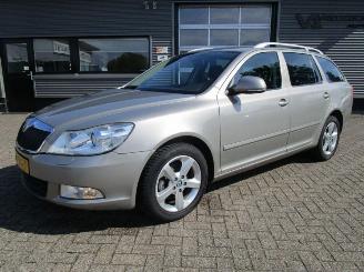 Avarii autoturisme Skoda Octavia Combi 1.2 TSI Elegance 2012/1