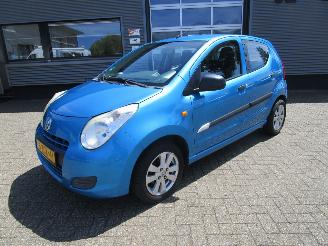 krockskadad bil auto Suzuki Alto 1.0 Celebration 2015/2