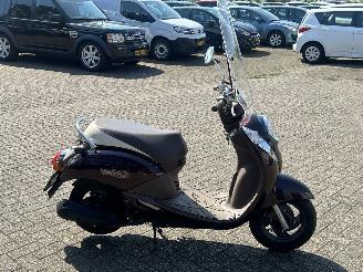 Sym  Mio 50 picture 6