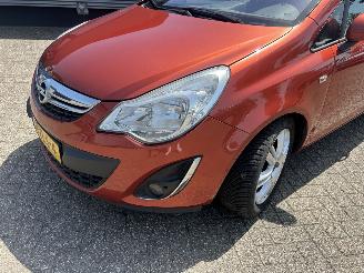 Opel Corsa 1.4-16V Cosmo picture 24