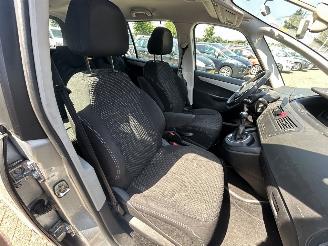 Citroën C4 PICASSO 1.6 VTi Image 7p. picture 13