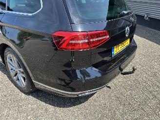 Volkswagen Passat Variant 2.0 TDI Connected Series Plus picture 33