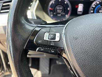 Volkswagen Passat Variant 2.0 TDI Connected Series Plus picture 19