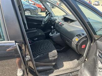 Citroën C4 PICASSO 1.8-16V Ambiance 7p. picture 14